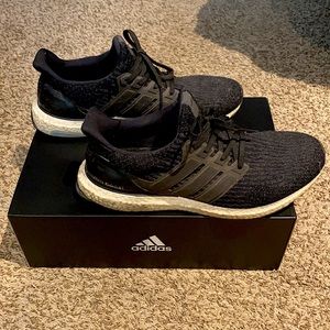 Adidas Ultra Boost black/white PYA 046001 Size 11